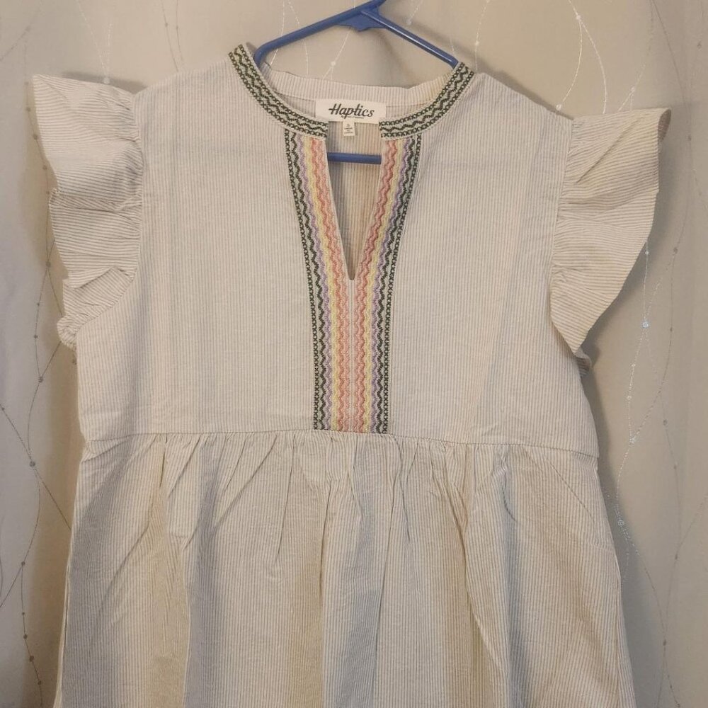 TAUPE EMBROIDERED NOTCHED NECK BABYDOLL TOP